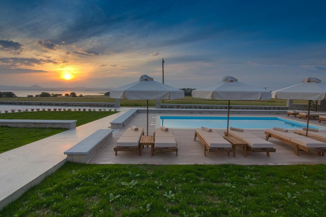 Onar Limnos II Luxury Apartments Moúdhros Exterior foto