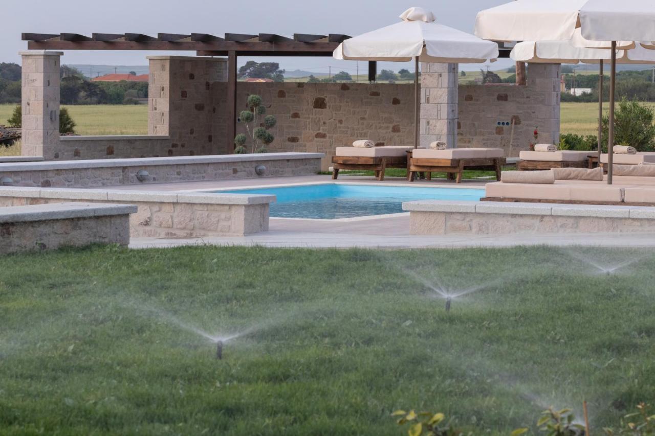 Onar Limnos II Luxury Apartments Moúdhros Exterior foto